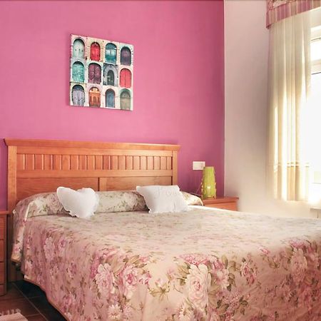 Apartamentos Mirapenas Gozon Bagian luar foto
