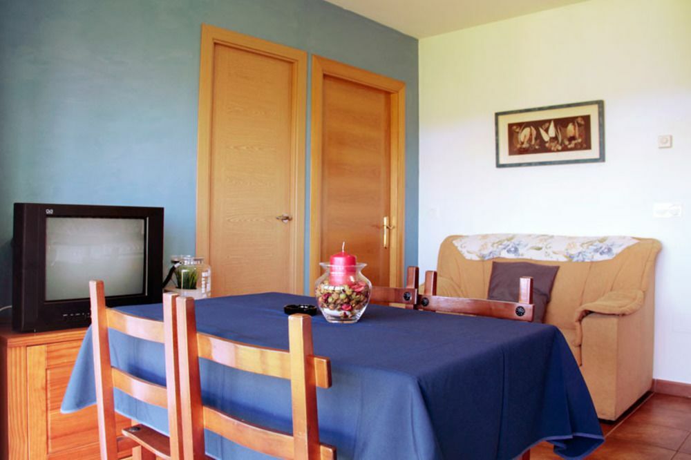 Apartamentos Mirapenas Gozon Bagian luar foto